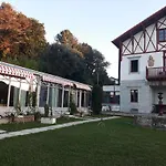 伊特萨索别墅 公寓式酒店 3*